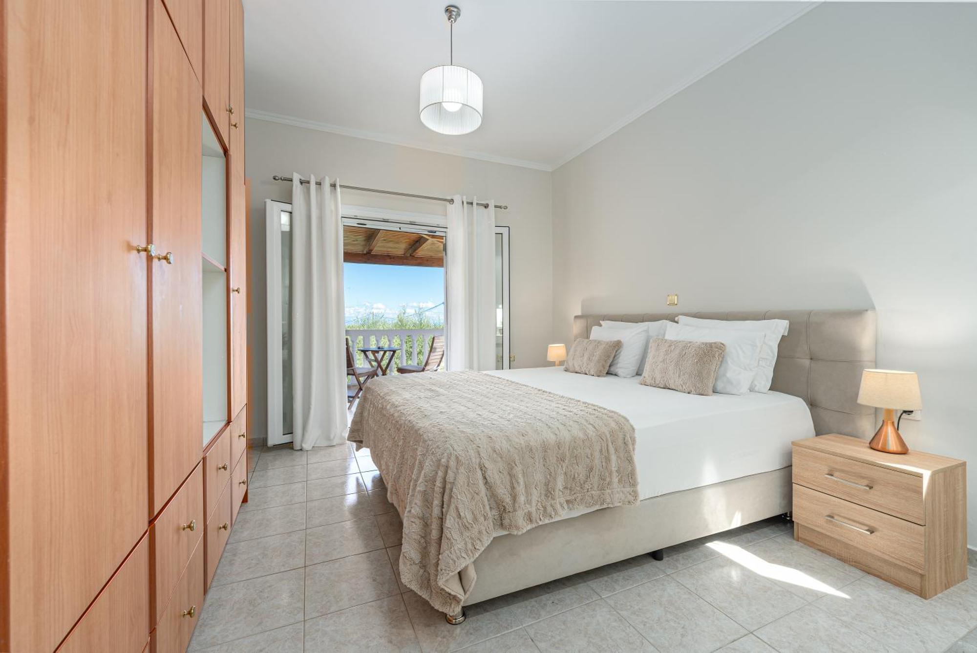 Villa Rosa 3 Bedroom With Sea View Трагаки Экстерьер фото